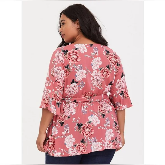 torrid Babydoll Challis Surplice pink Floral Top size 2X - Picture 3 of 9